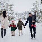 Family-Having-Fun-on-Snow