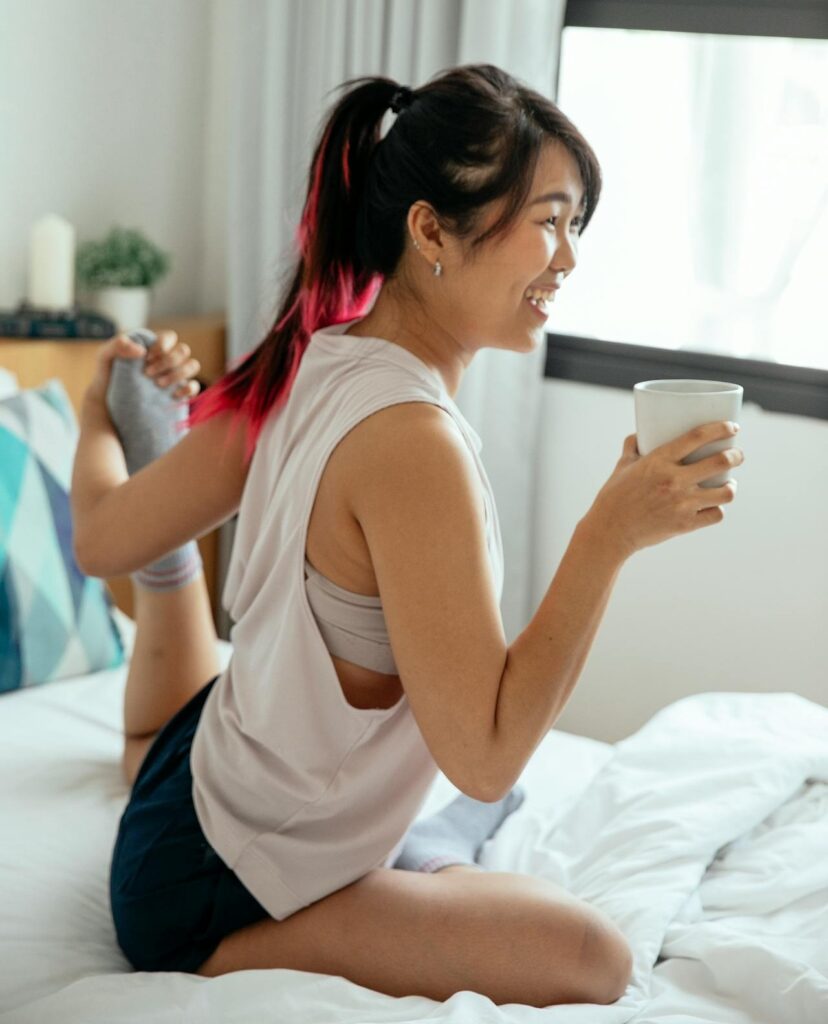 Person-doing-leg-lifts