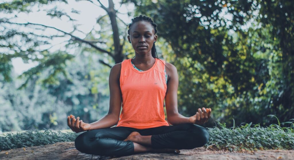 Woman-Meditating-in-the-Outdoors