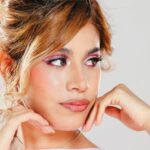 Elegant-Woman-with-Glamorous-Makeup-Portrait